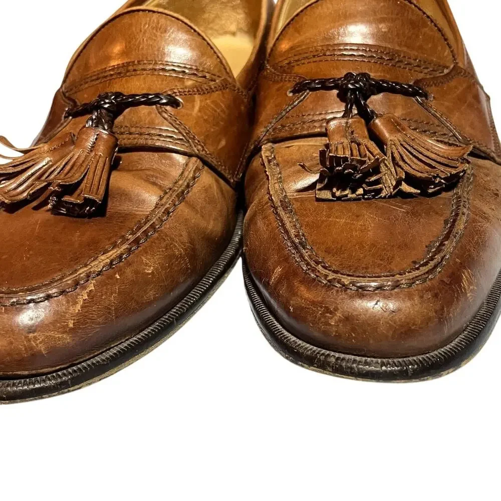 Vintage Johnston & Murphy men's tassled slip on dress shoes  size 10